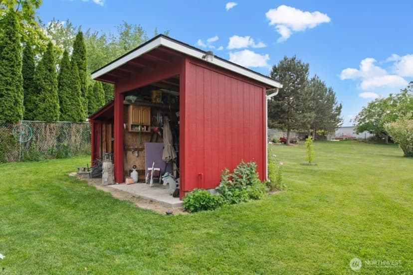 Property photo for 847 N Bretz Pr Ne, Richland photo 31
