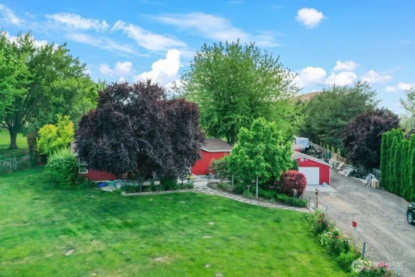 Property photo for 847 N Bretz Pr Ne, Richland photo 3