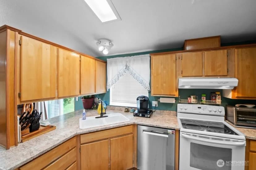 Property photo for 847 N Bretz Pr Ne, Richland photo 13