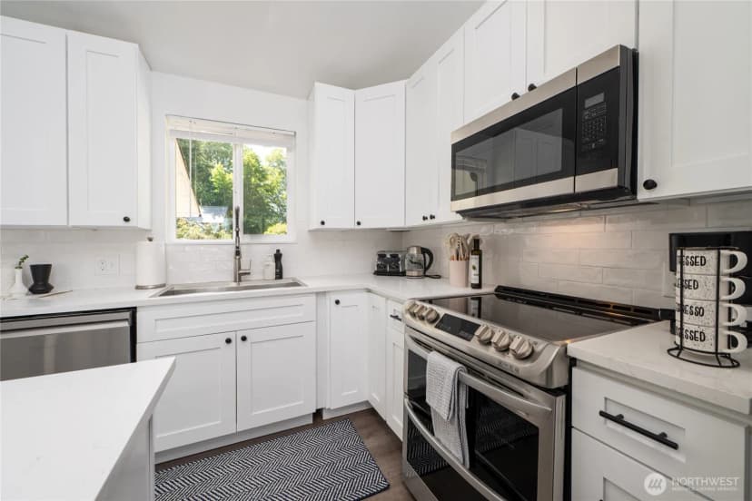 Property photo for 29217 Sandridge Road, Ocean Park photo 9