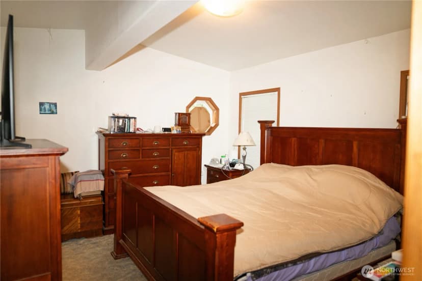Property photo for 301 W Alder Drive, Sedro Woolley photo 7