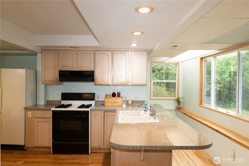 Property photo for 301 W Alder Drive, Sedro Woolley photo 12