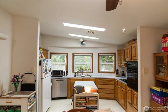 Property photo for 301 W Alder Drive, Sedro Woolley photo 3