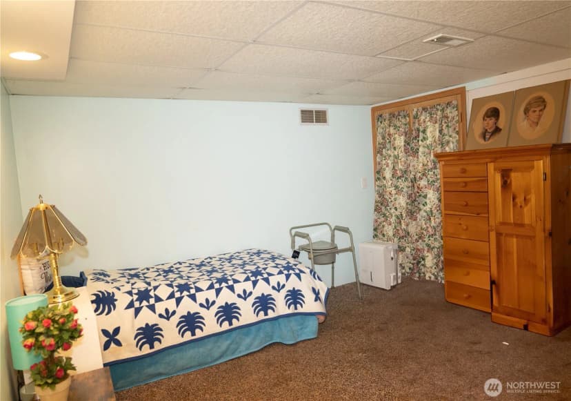 Property photo for 301 W Alder Drive, Sedro Woolley photo 17
