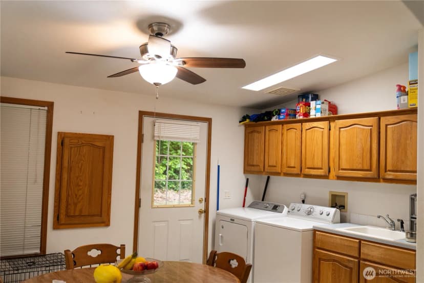 Property photo for 301 W Alder Drive, Sedro Woolley photo 6