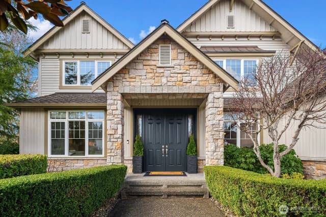 Property photo for 26822 Se 22nd Court, Sammamish photo 2