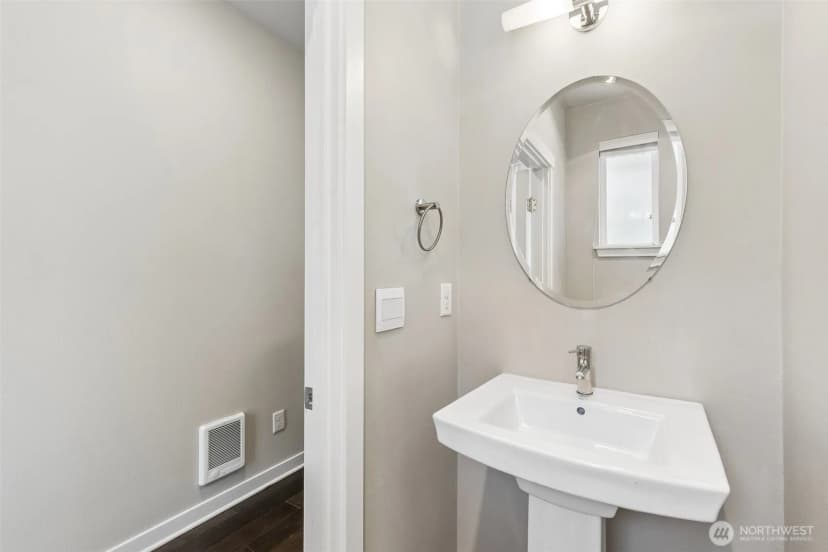 Property photo for 1325 Seattle Hill Road #g5, Bothell photo 17