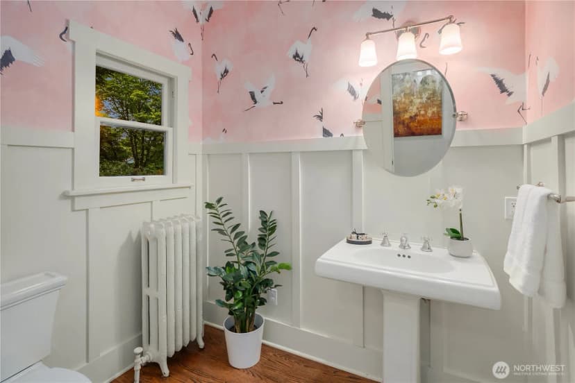 Property photo for 2212 Federal Avenue E, Seattle photo 19