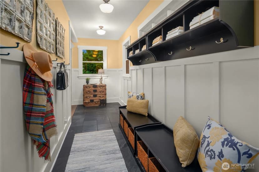 Property photo for 2212 Federal Avenue E, Seattle photo 20