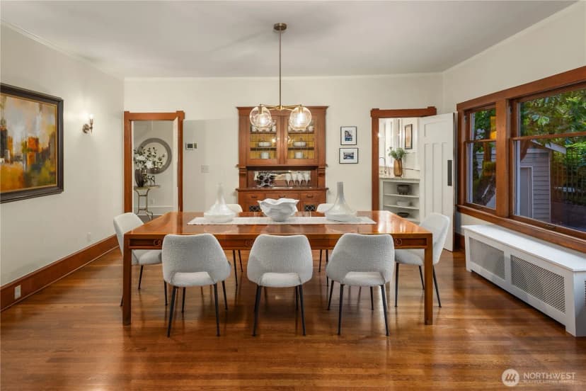 Property photo for 2212 Federal Avenue E, Seattle photo 12