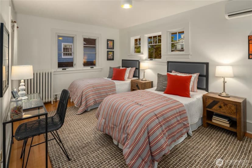 Property photo for 2212 Federal Avenue E, Seattle photo 30