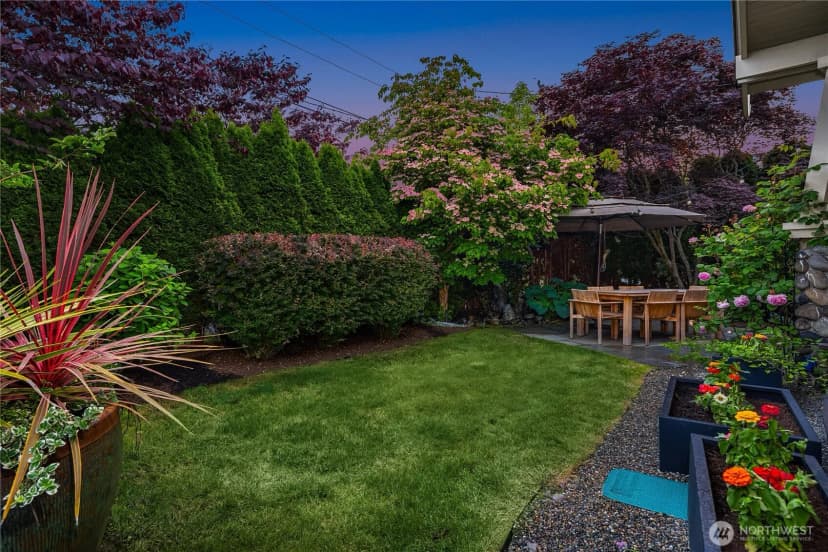 Property photo for 2212 Federal Avenue E, Seattle photo 34