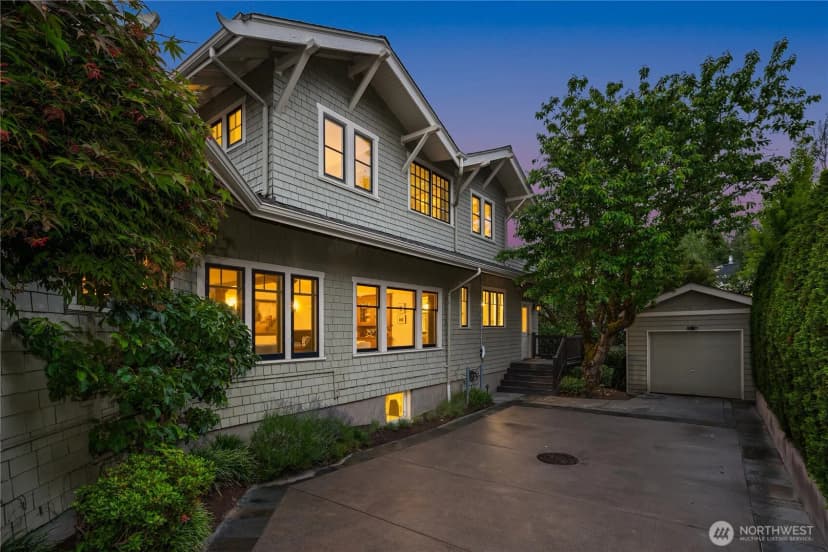 Property photo for 2212 Federal Avenue E, Seattle photo 36