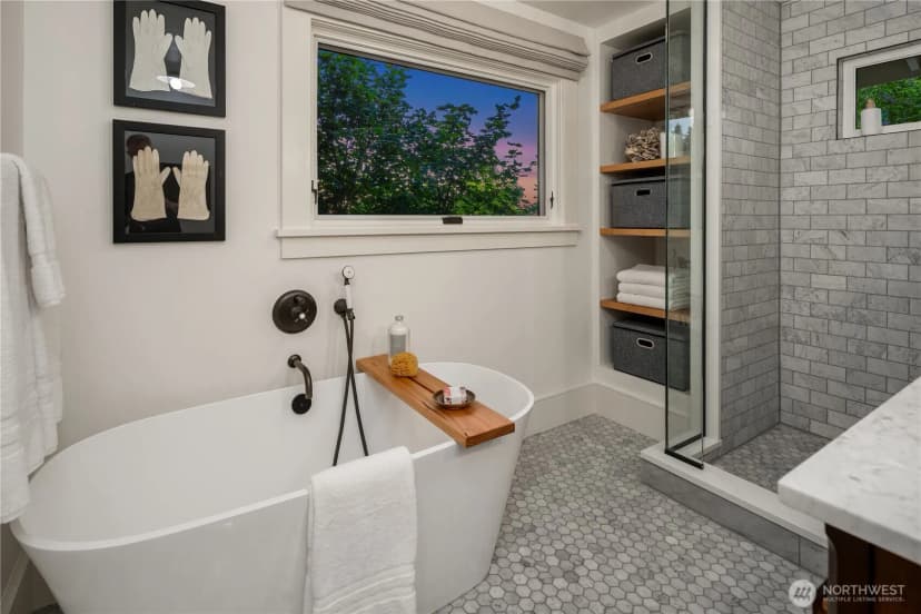 Property photo for 2212 Federal Avenue E, Seattle photo 26
