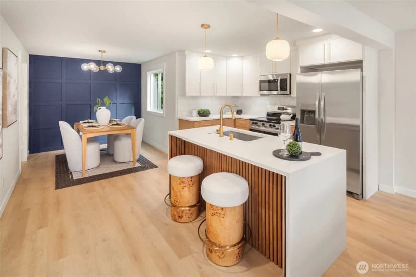 Property photo for 11026 Evanston Avenue N, Seattle photo 6