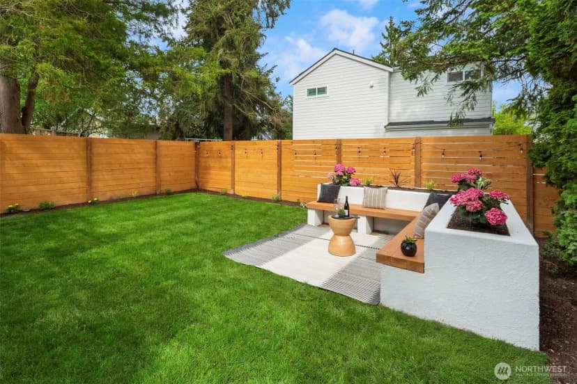 Property photo for 11026 Evanston Avenue N, Seattle photo 18