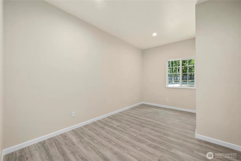 Property photo for 145 Lewis Road W, Seabeck photo 16