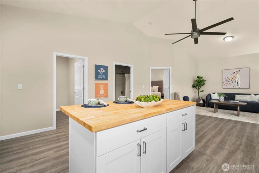 Property photo for 145 Lewis Road W, Seabeck photo 9