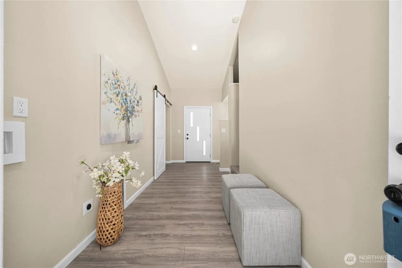 Property photo for 145 Lewis Road W, Seabeck photo 3