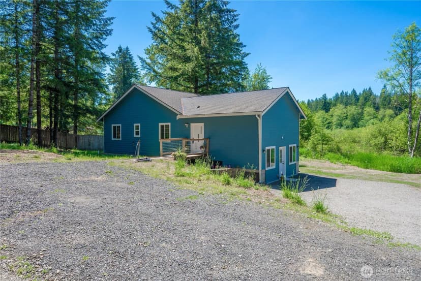 Property photo for 145 Lewis Road W, Seabeck photo 26