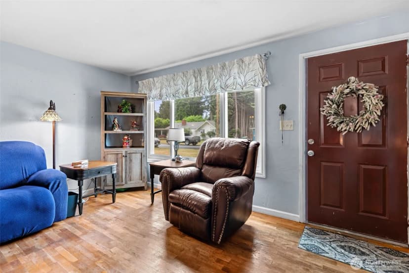 Property photo for 4905 21st Avenue Se, Lacey photo 6
