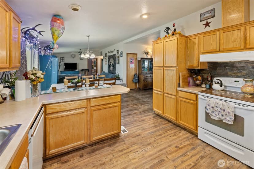 Property photo for 2510 Highway 281, Quincy photo 32