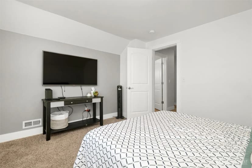 Property photo for 2113 Shea Street, Lynden photo 32