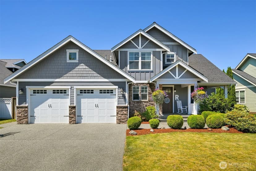 Property photo for 2113 Shea Street, Lynden