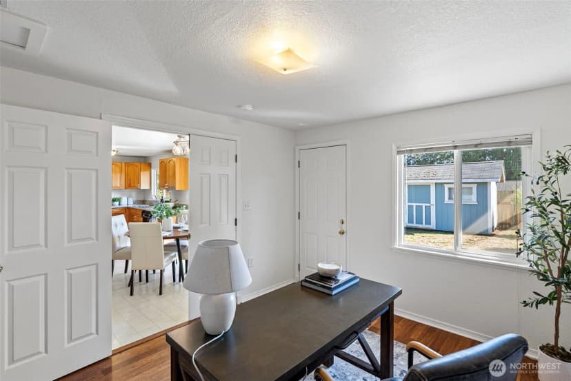 Property photo for 16812 123rd Avenue Se, Renton photo 11
