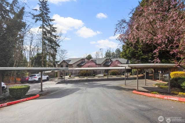 Property photo for 11419 99th Place Ne #102, Kirkland photo 4