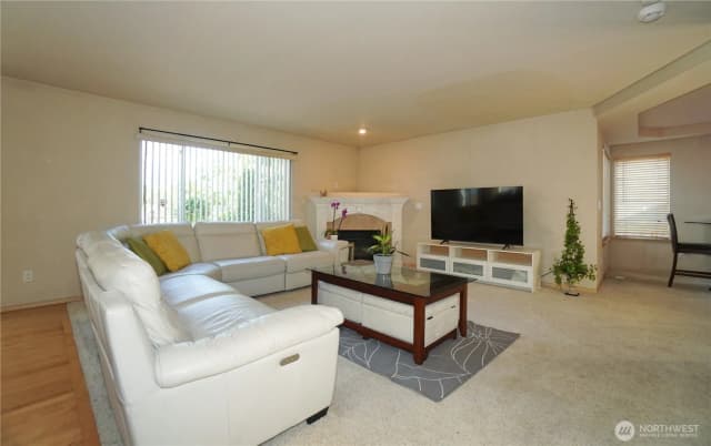 Property photo for 16034 Se 254th Street, Covington photo 3