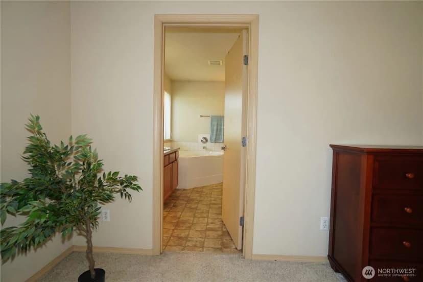Property photo for 16034 Se 254th Street, Covington photo 19