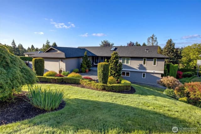 Property photo for 1441 88th Avenue Ne, Clyde Hill photo 4