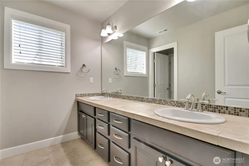 Property photo for 13425 189th Avenue E, Bonney Lake photo 23