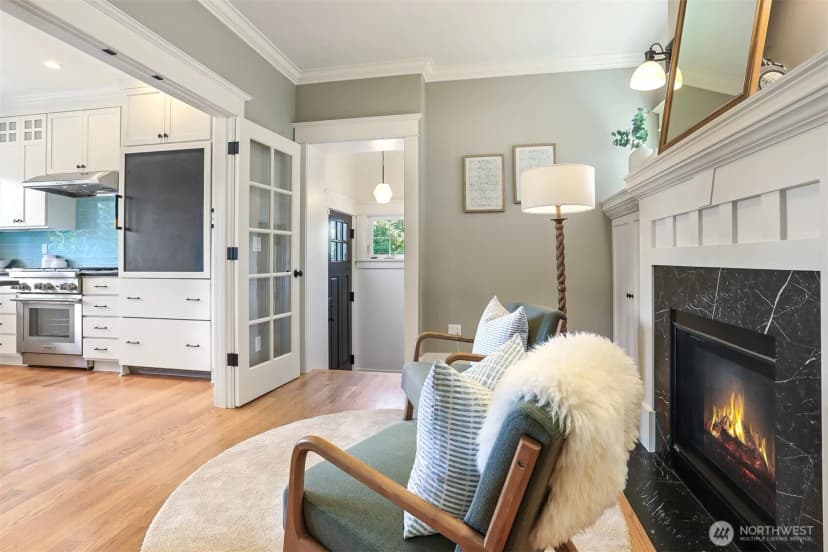 Property photo for 2222 Warren Avenue N, Seattle photo 13