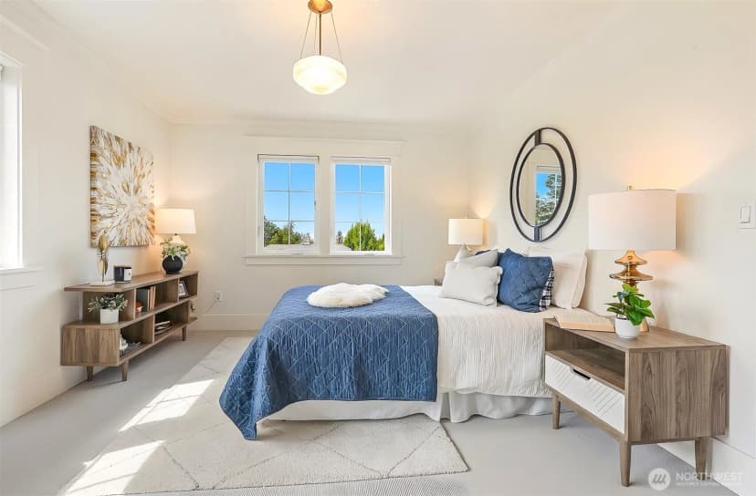 Property photo for 2222 Warren Avenue N, Seattle photo 16