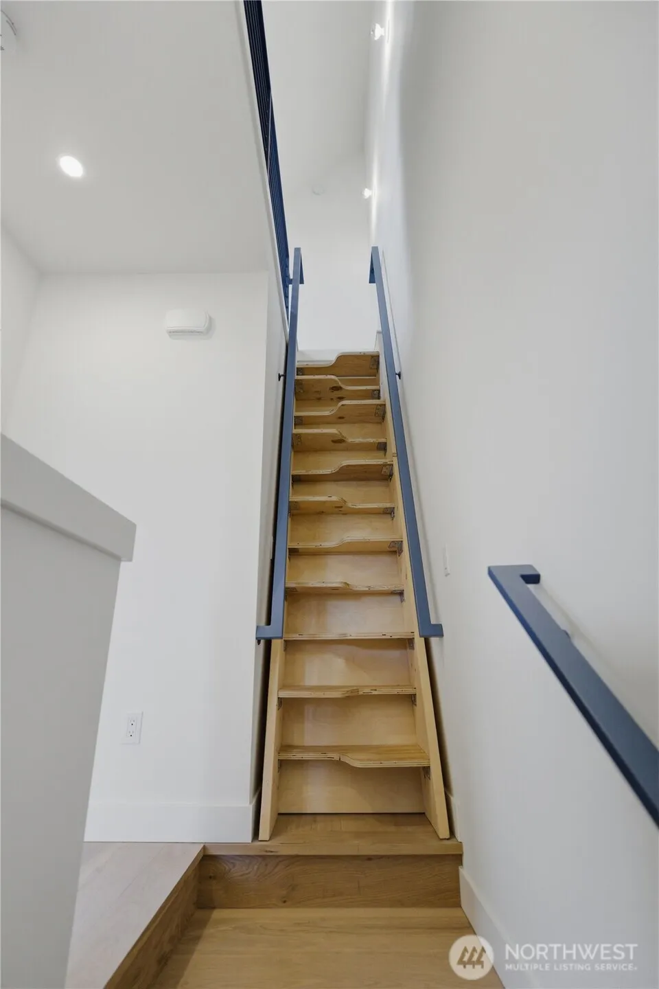 Property photo for 918 N 100th Street #b, Seattle photo 29