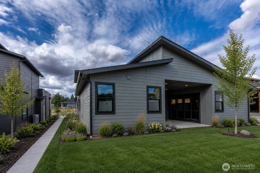 Property photo for 170 Chadwick Street Nw, East Wenatchee photo 3