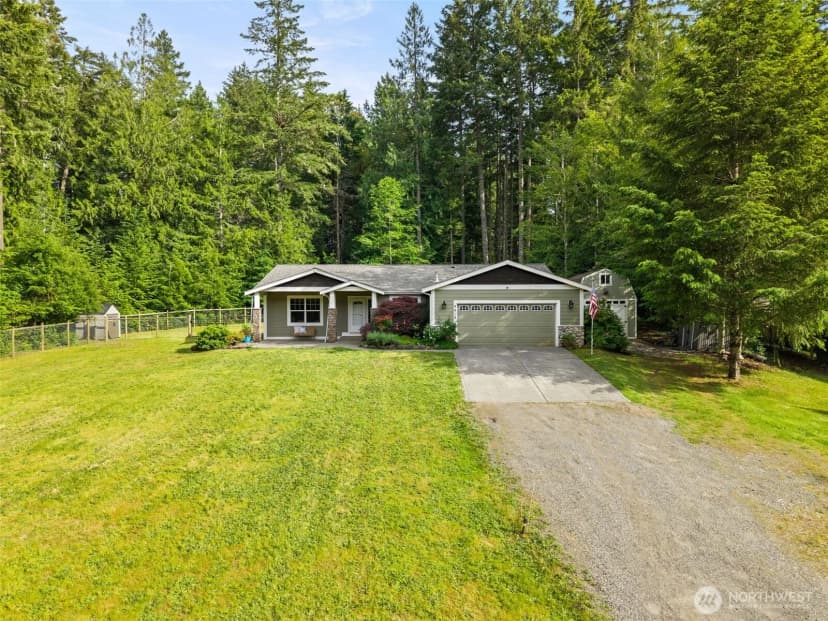 Property photo for 9818 9818 138th Avenue Nw, Gig Harbor photo 3