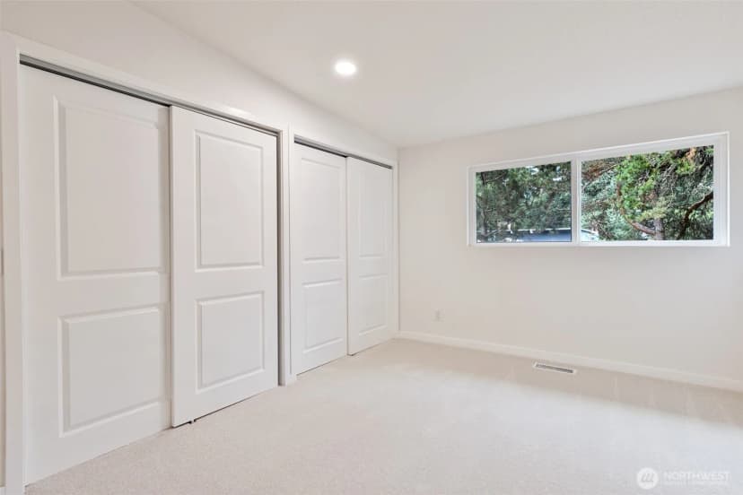 Property photo for 6320 Gregory Street W, University Place photo 29