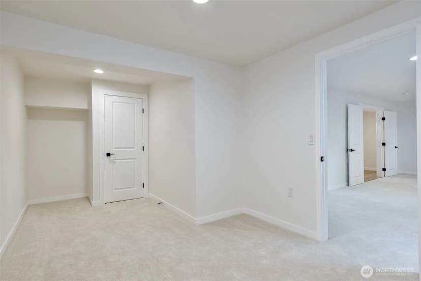 Property photo for 6320 Gregory Street W, University Place photo 20