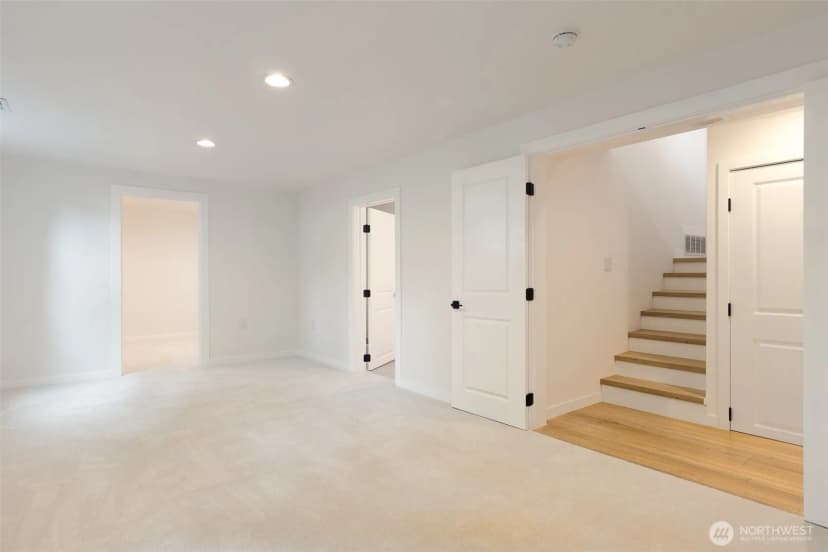 Property photo for 6320 Gregory Street W, University Place photo 19
