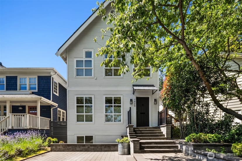 Property photo for 1525 Mcgilvra Boulevard E, Seattle