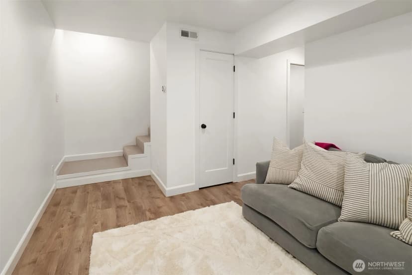 Property photo for 1525 Mcgilvra Boulevard E, Seattle photo 16