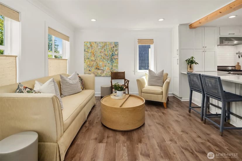 Property photo for 1525 Mcgilvra Boulevard E, Seattle photo 3