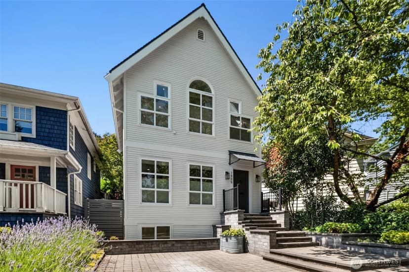 Property photo for 1525 Mcgilvra Boulevard E, Seattle photo 20