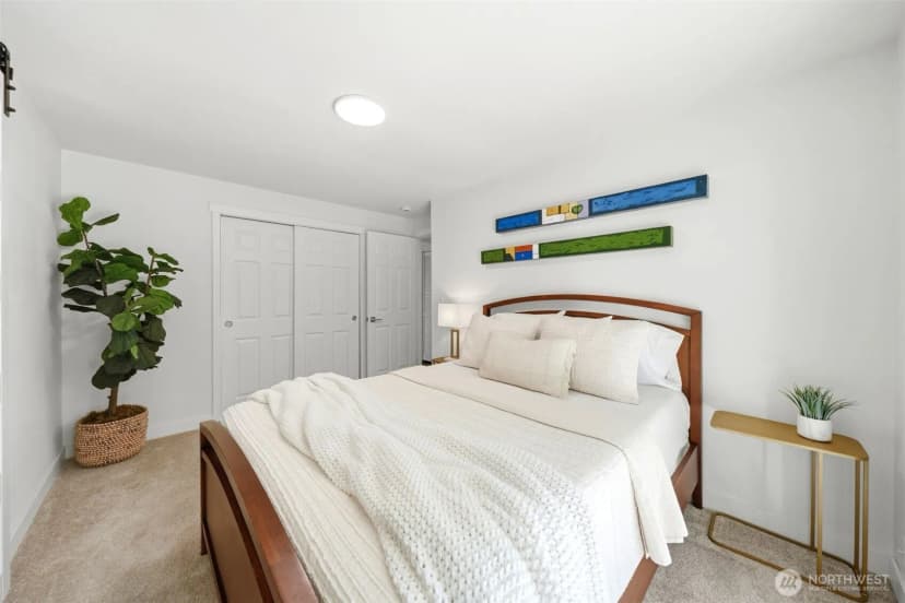 Property photo for 1615 N 196th Place, Shoreline photo 13
