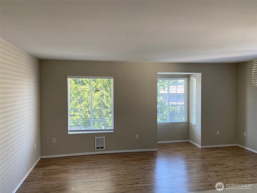 Property photo for 9312 4th Avenue W #a & B, Everett photo 10