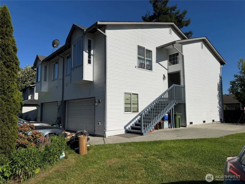 Property photo for 9312 4th Avenue W #a & B, Everett photo 2