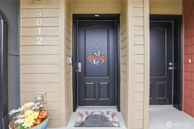 Property photo for 4812 Pointes Drive, Mukilteo photo 3